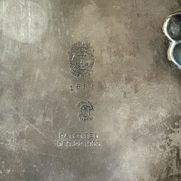 Homan Silver Co “Bread Tray” Quadruple Plated Pattern # 1685 “Special Metal” - Picture 4 of 5